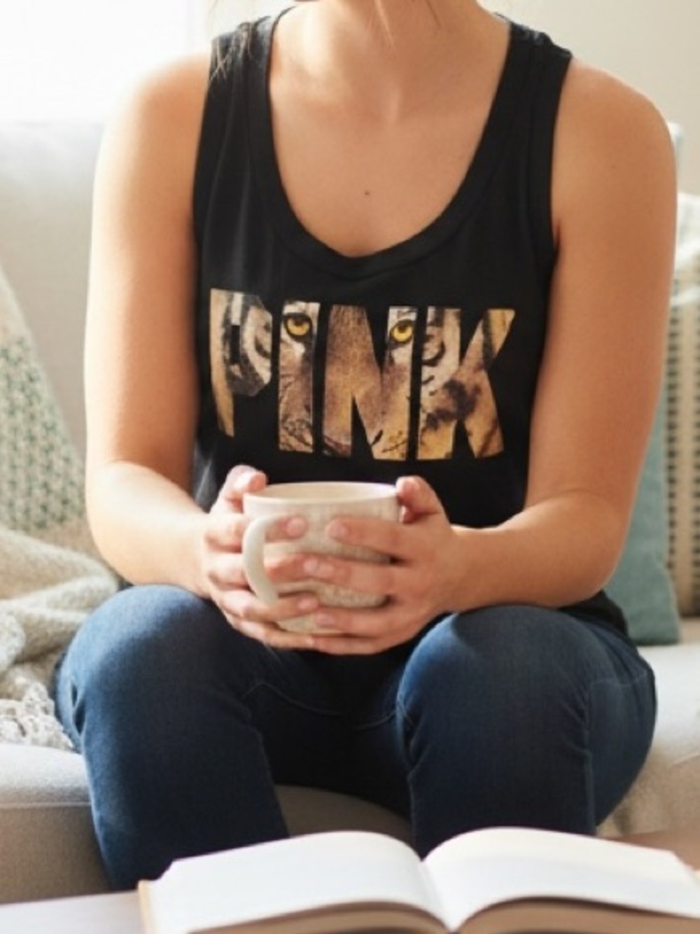 Victoria's Secret PINK Tiger Face Graphic Tank Top Black L
